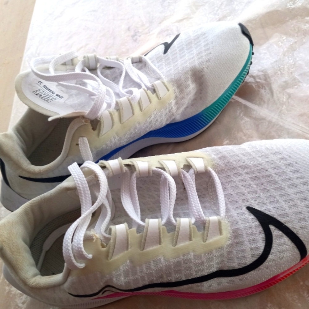 Nike size 7.5 running shoes